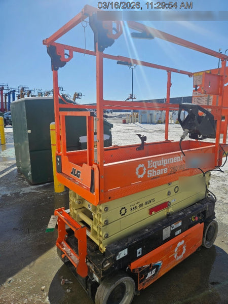 2022 JLG ES1932