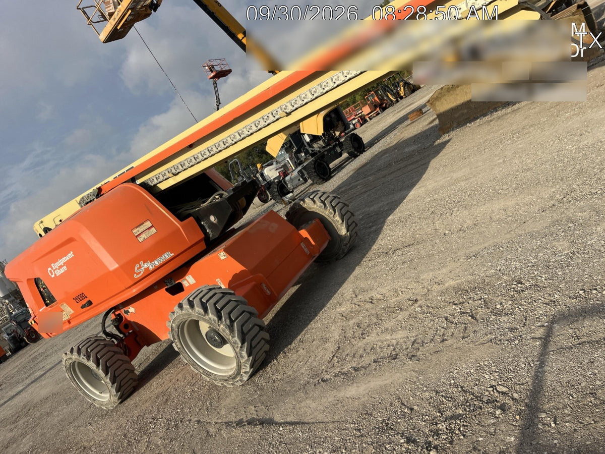 2022 JLG 660SJ