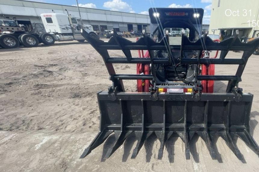 2022 BLUE DIAMOND 106525