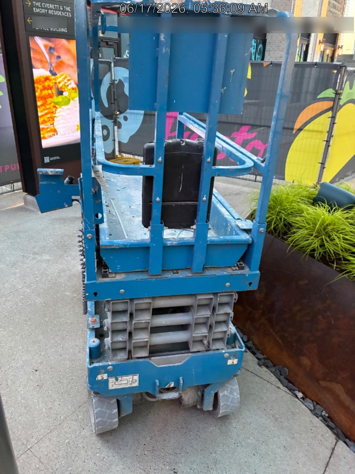2019 Genie GS-1930 Fixed rails with chain Entry