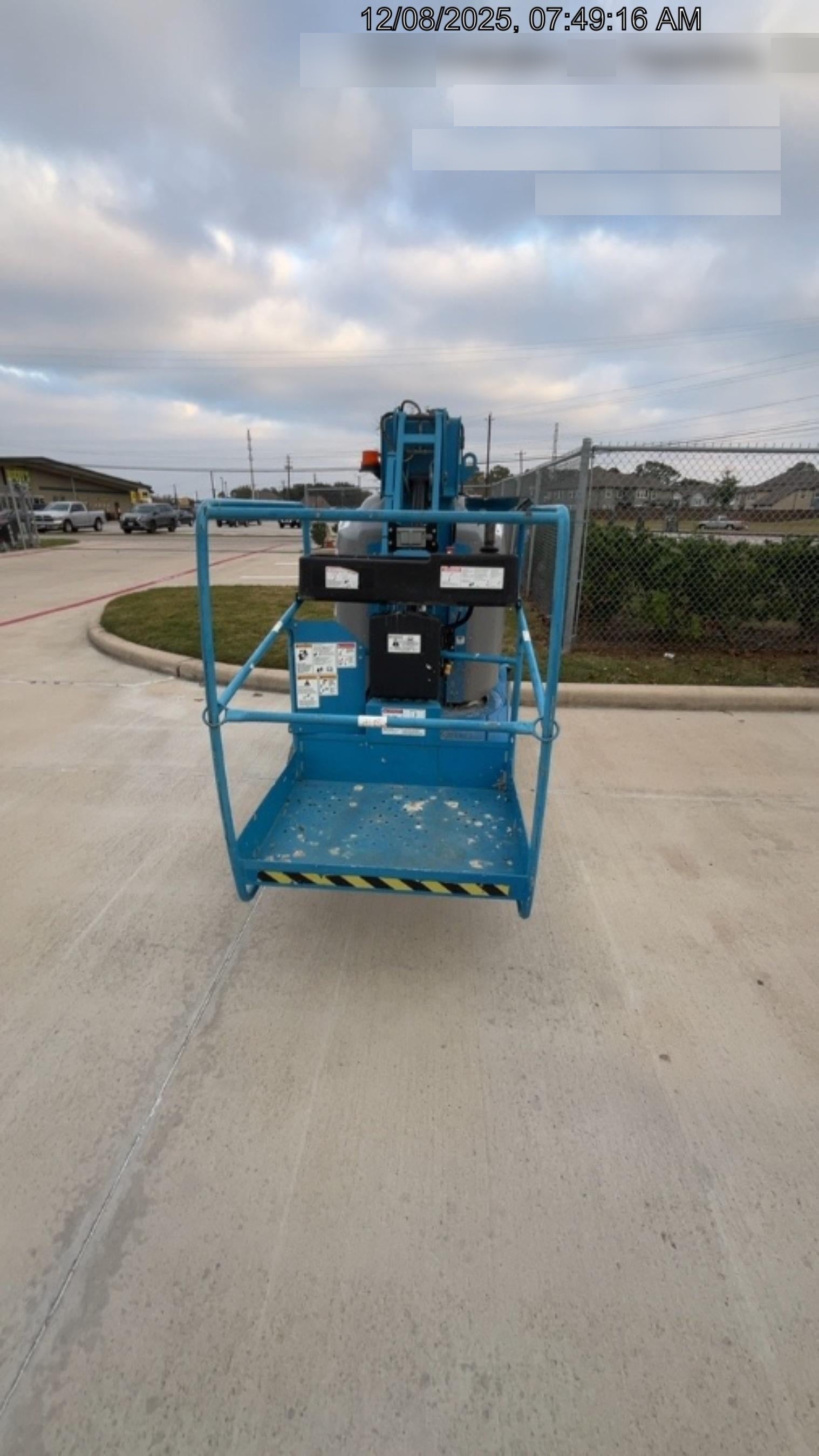 2020 GENIE GR-26J