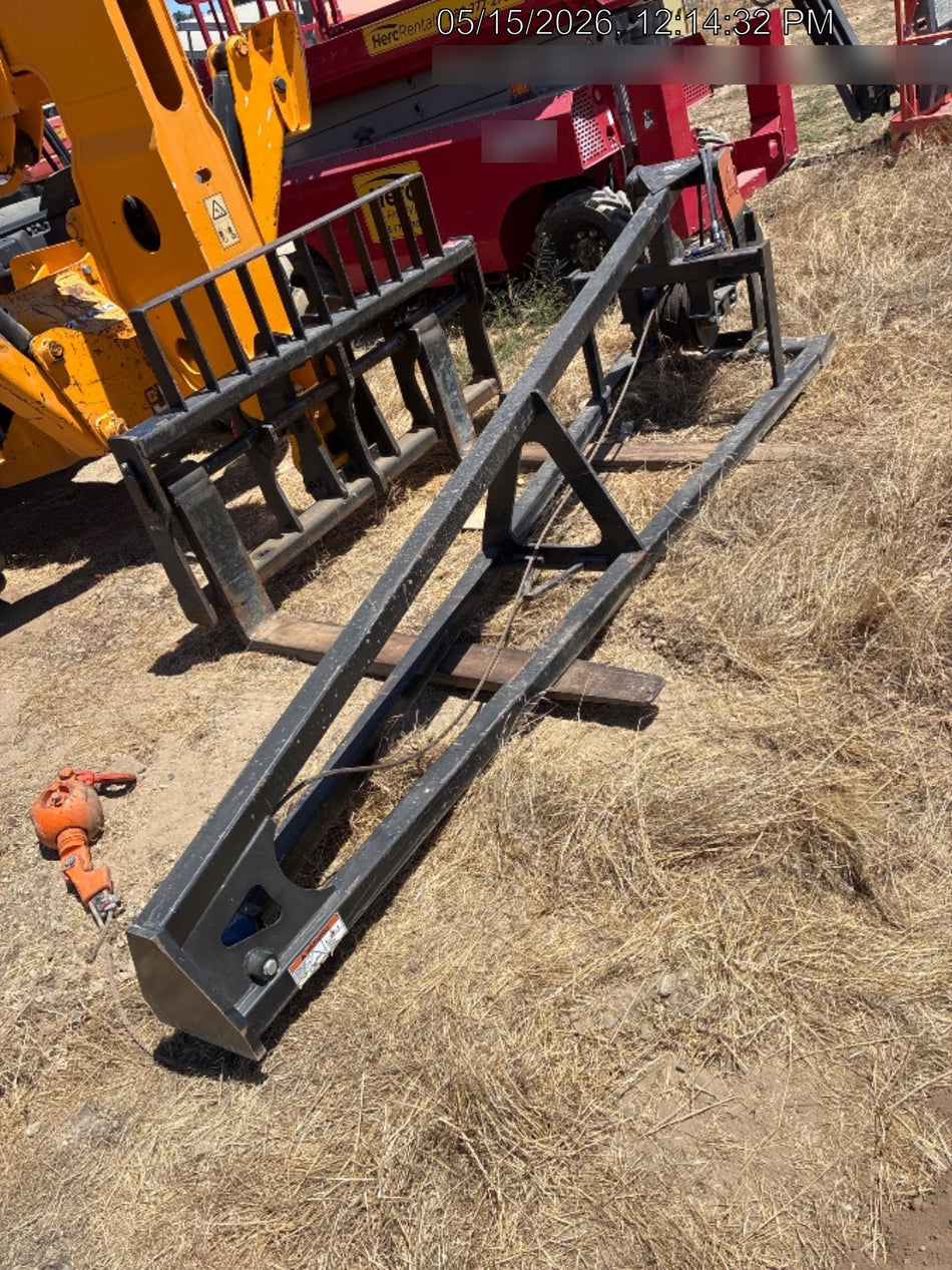 2024 JLG 1001099351