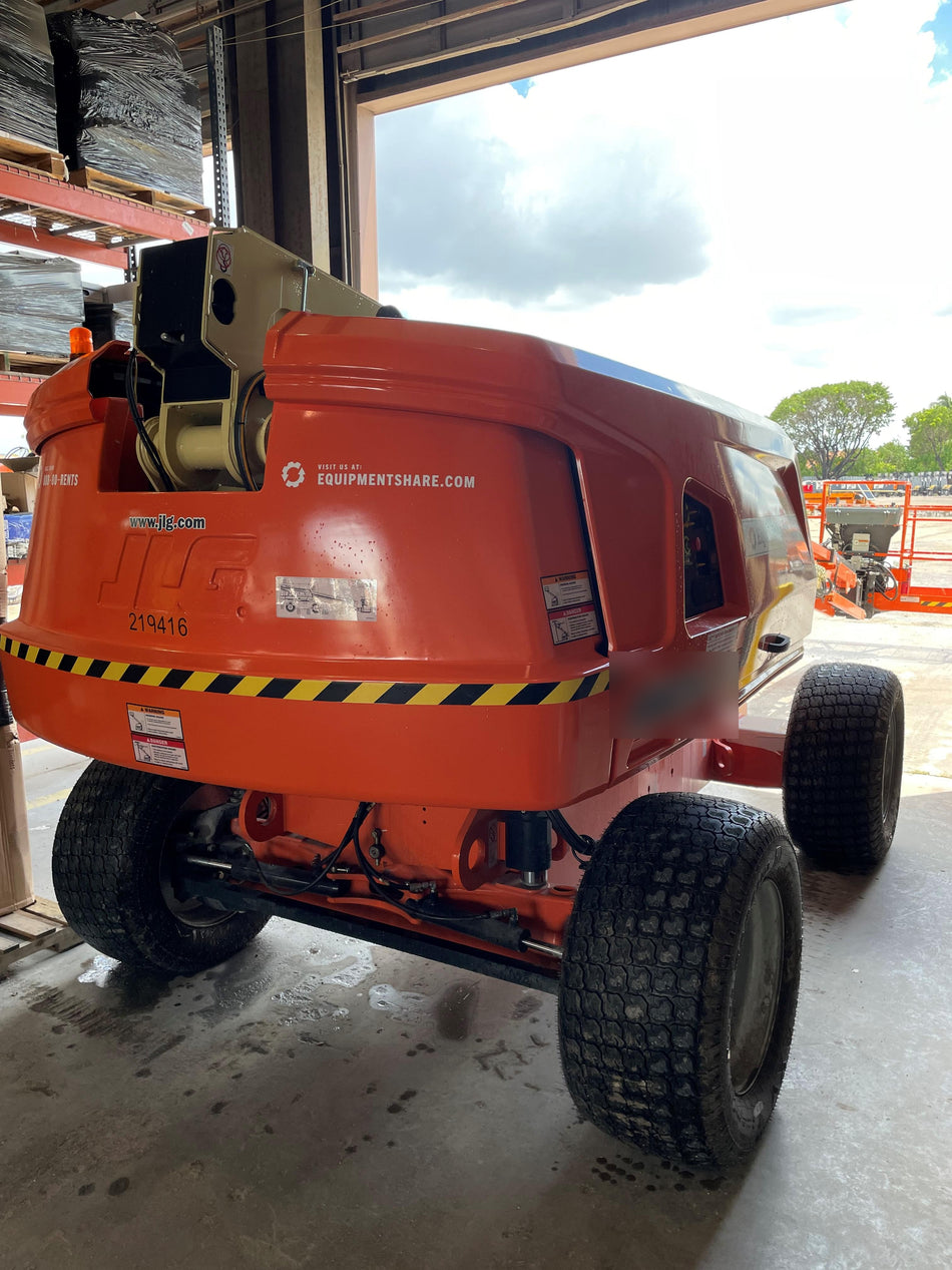 2022 JLG 660SJ
