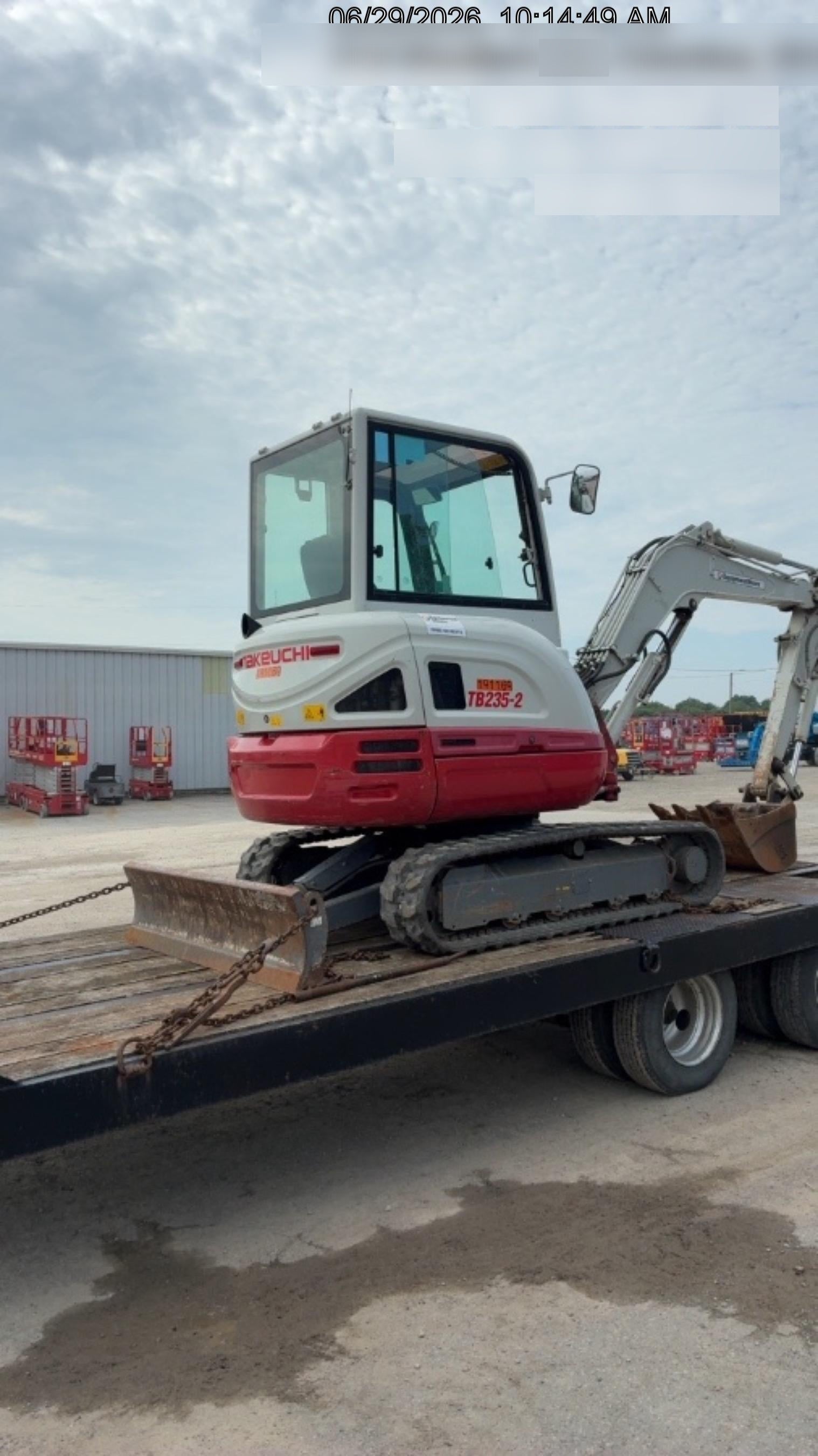 2021 TAKEUCHI TB235-2CR