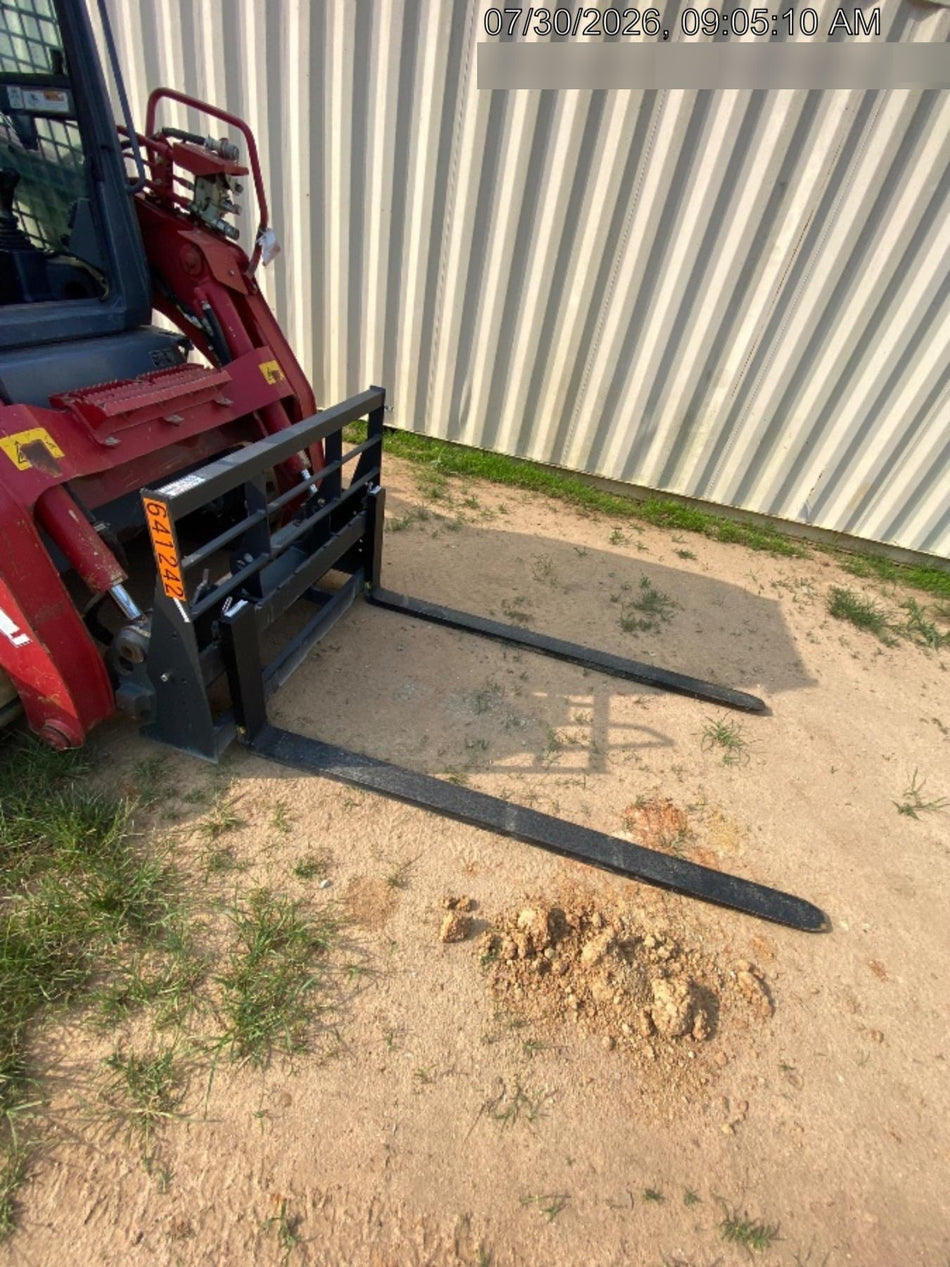 2026 ARROW MATERIAL HANDLING 72" Pallet Forks - Arrow