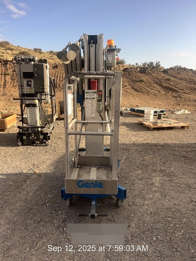 2020 GENIE AWP-30S