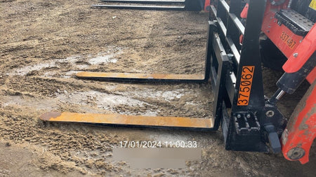 2023 ARROW MATERIAL HANDLING 72" Pallet Forks - Arrow