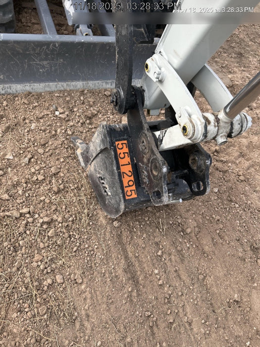 2025 TAKEUCHI 18" HD Bucket - Takeuchi