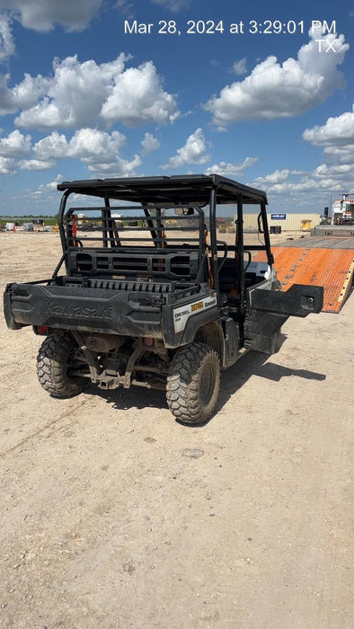 2022 Kawasaki Mule PRO-DXT Standard Options, Backup Alarm, Beacon, Plastic Hard Top, Poly Windshield, Horn Kit