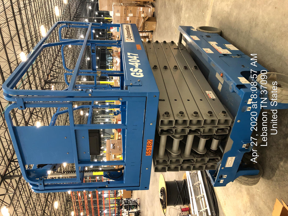 2019 Genie GS-4047 Folding rails with half height swing gate