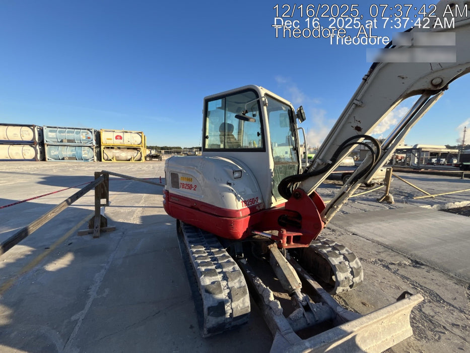 2020 Takeuchi TB250-2C Cab/Heat/Air, Rubber Tracks, Manual TAG QC