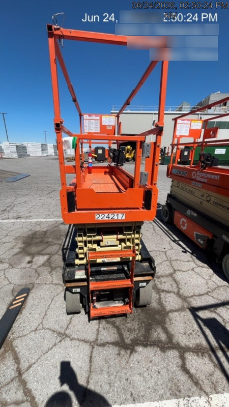 2022 JLG ES2632