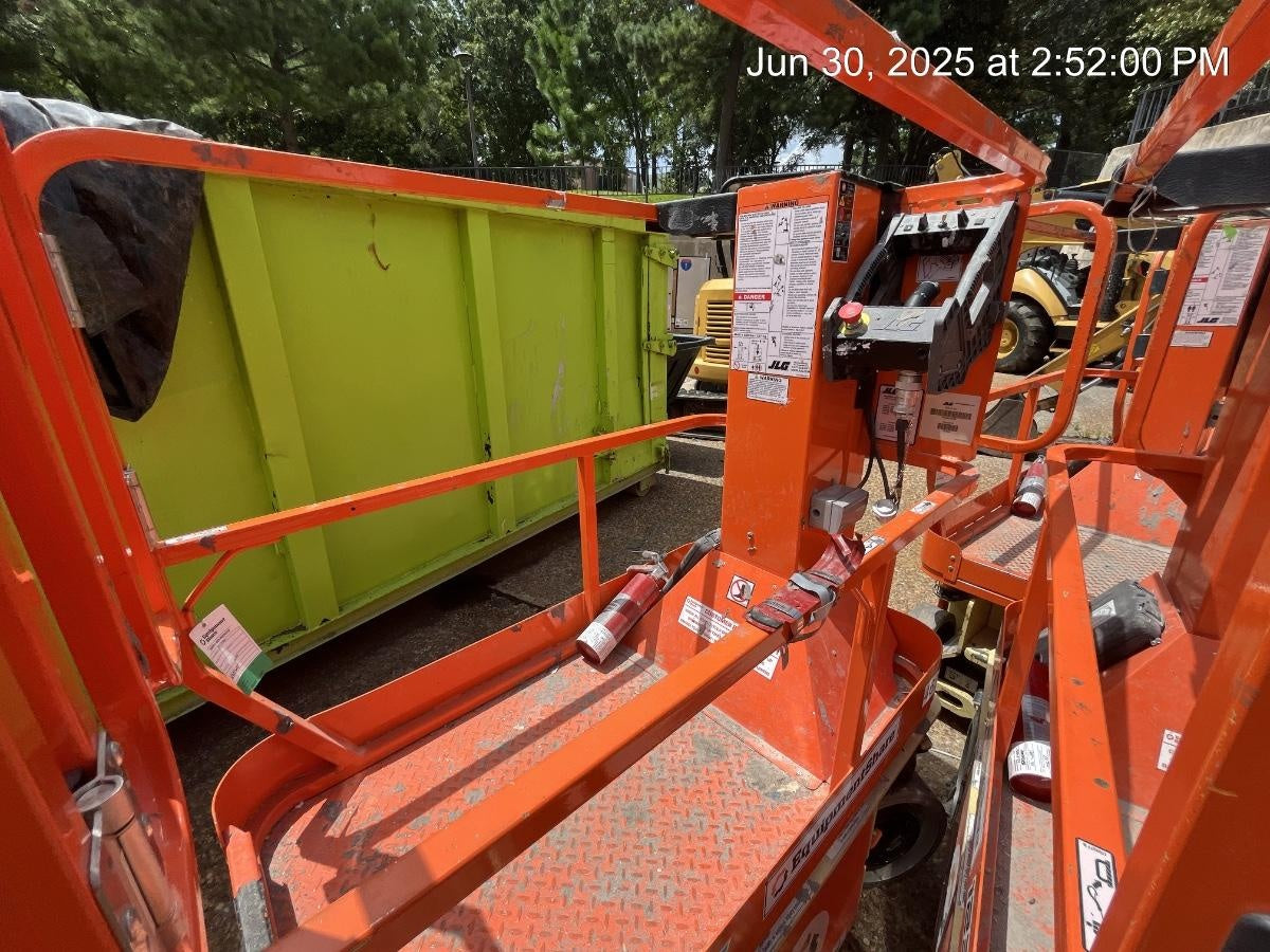 2024 JLG 1230ES