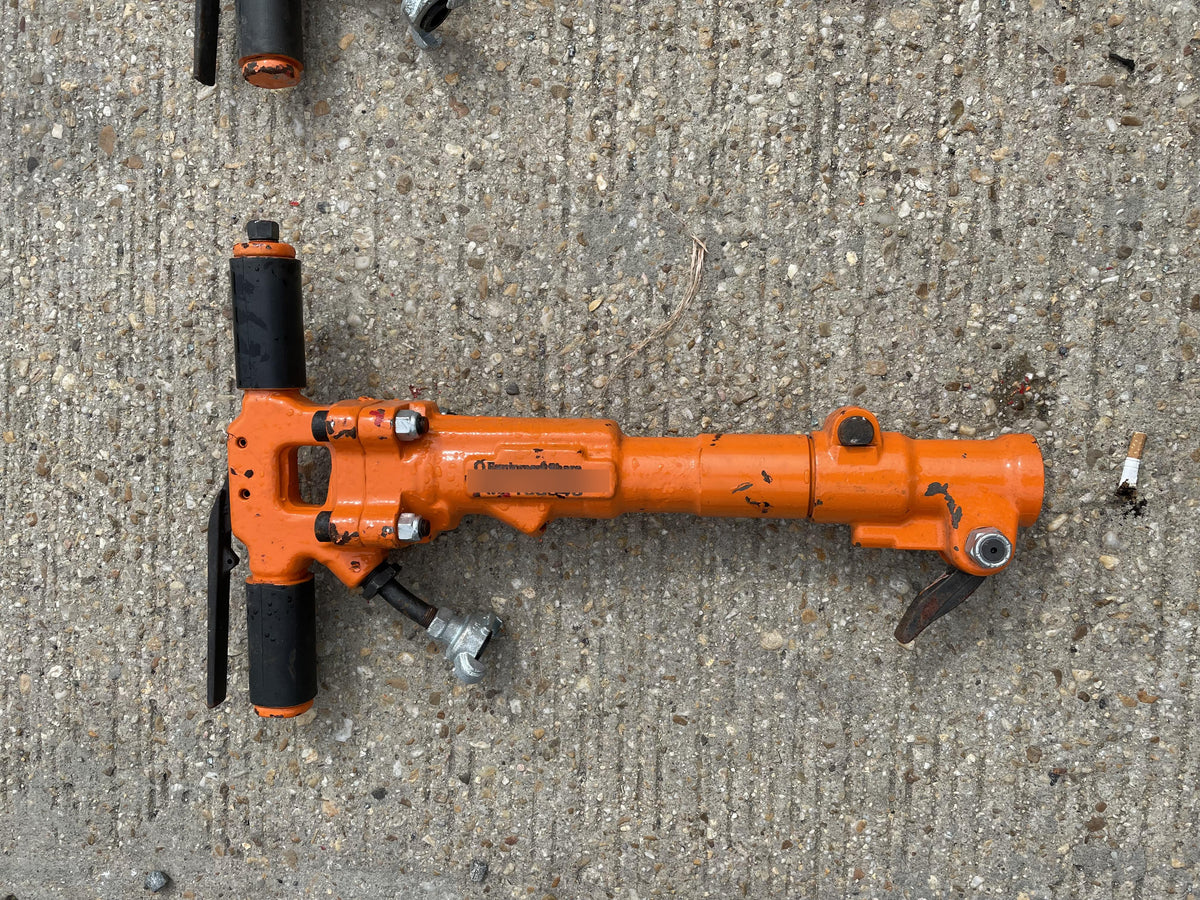2020 MICHIGAN PNEUMATIC MP-30-1