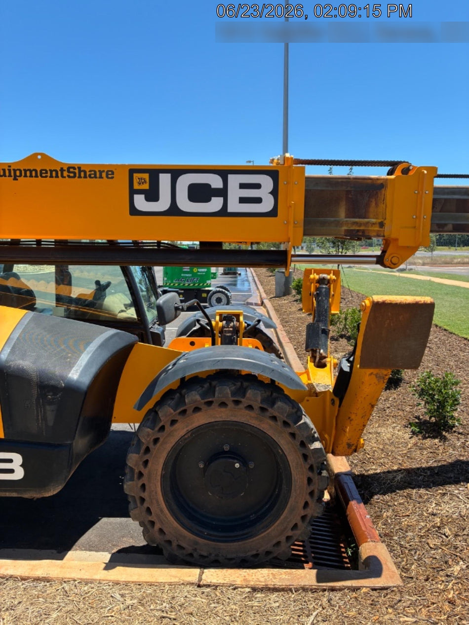 2024 JCB 510-56