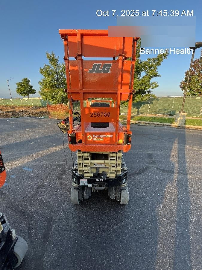 2022 JLG ES1932