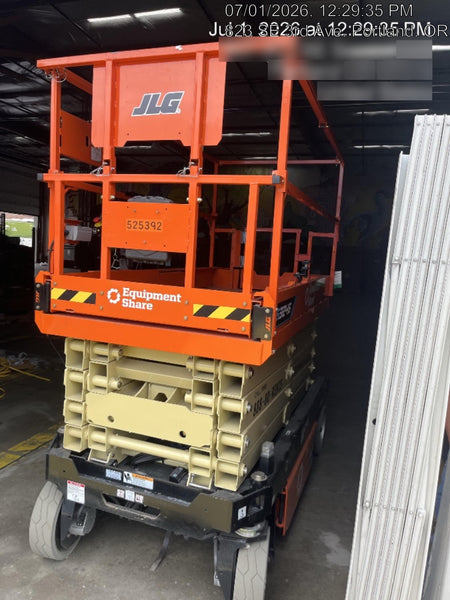 2025 JLG ES3246