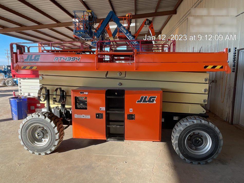 2022 JLG 4394RT