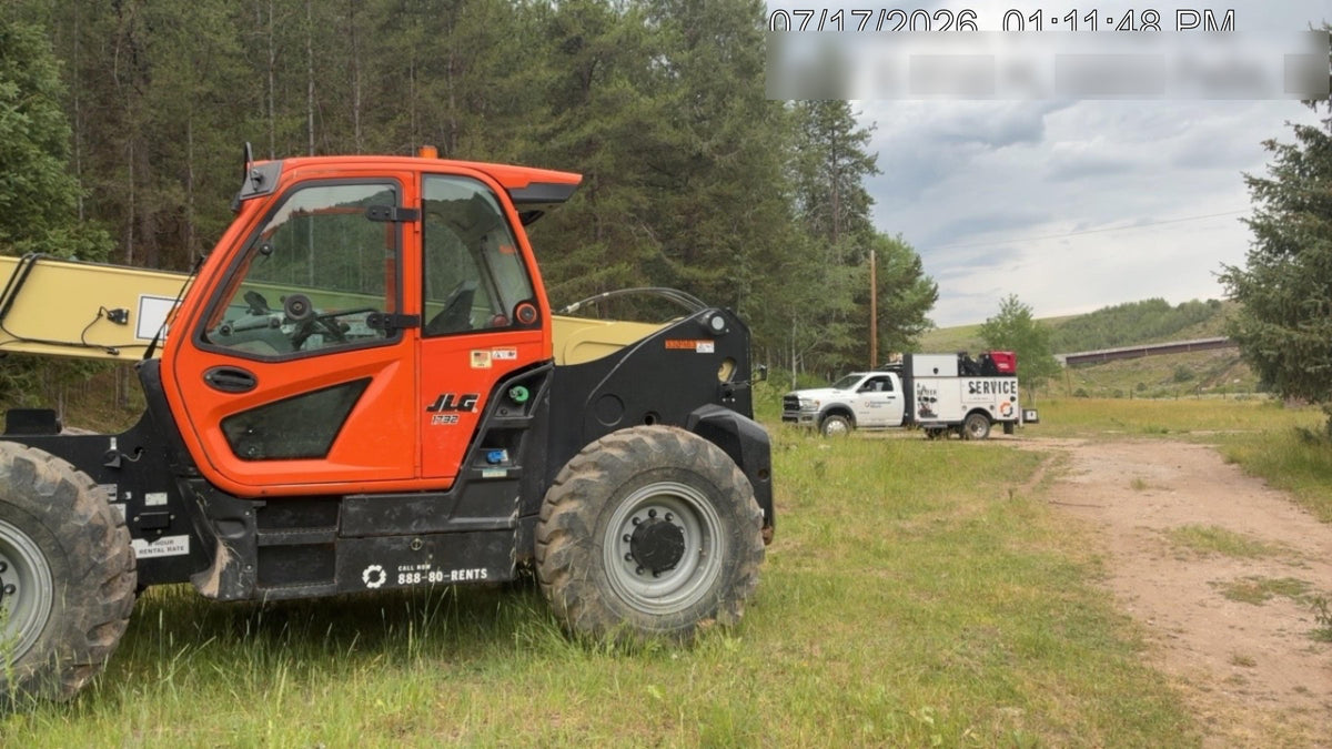 2023 JLG 1732