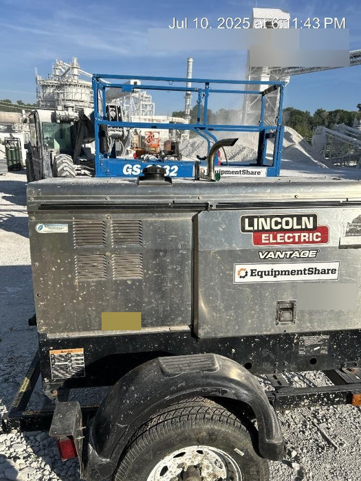 2019 Lincoln Electric Vantage 322 Welder Ready-Pak 3, Two wheel trailer, Fender and Light kit, Cable Rack