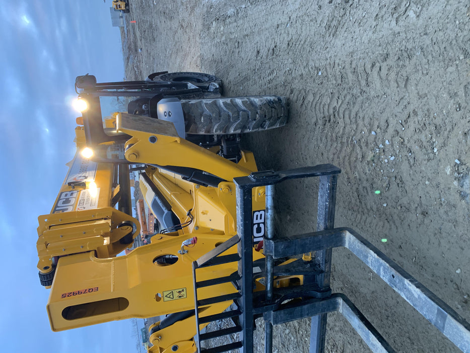 2020 JCB 510-56 Canopy, Solid Tires, Work Lights, Beacon, Aux Hydraulics, Back up Alarm, Lifting Eye, ES Decals