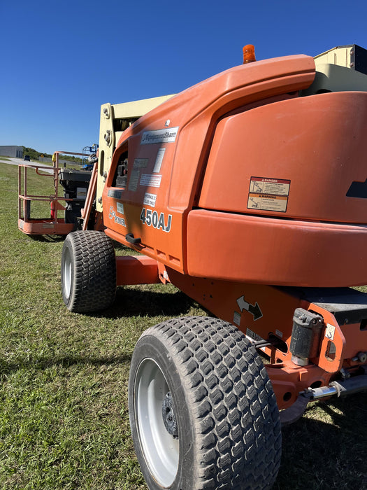 2019 JLG 450AJ