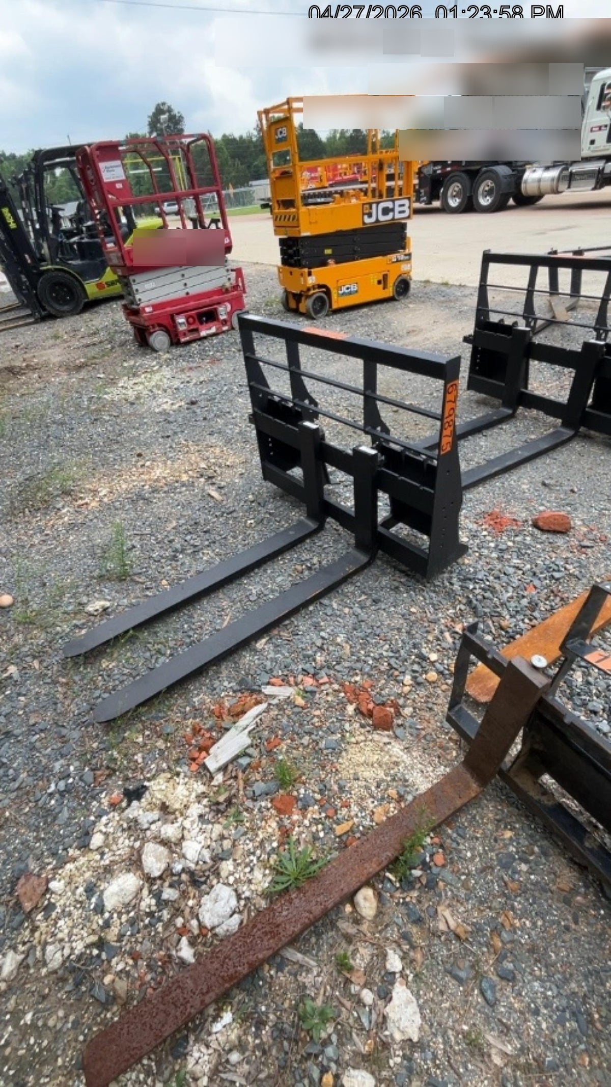 2026 ARROW MATERIAL HANDLING 48" Pallet Forks - Arrow