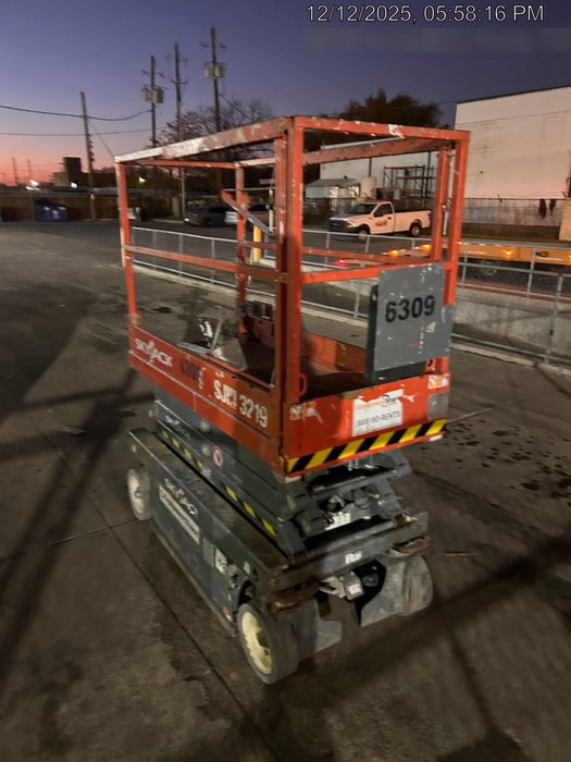 2017 SKYJACK SJIII-3219