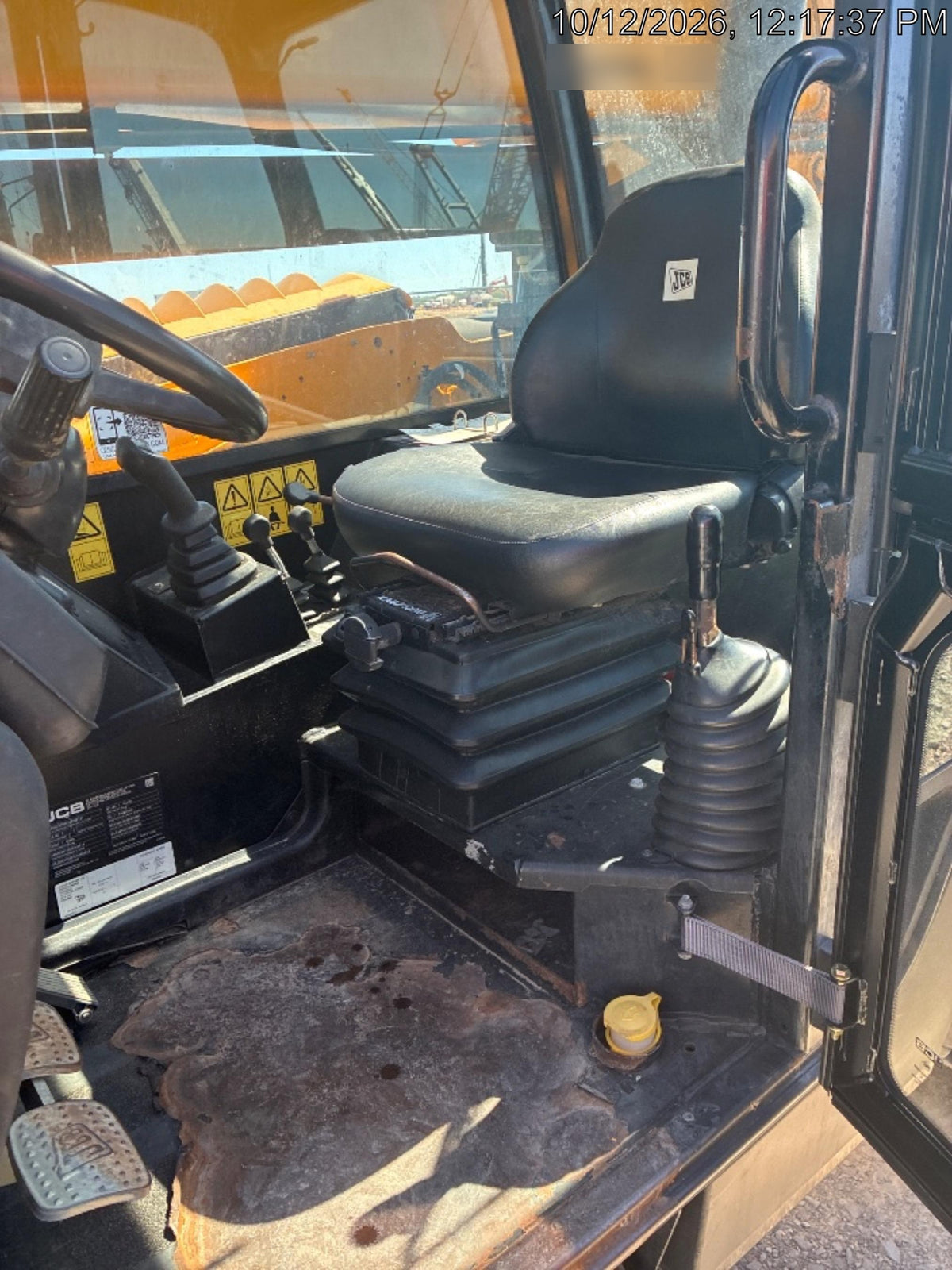 2022 JCB 510-56