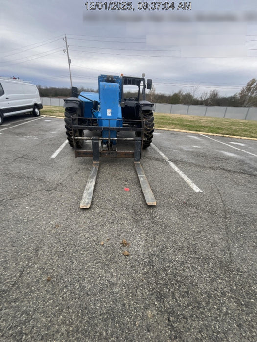 2018 Genie GTH-844 Genie GTH-844 w/ROPS, Work Lights, Solid Tires, RH Cab Mesh, Beacon, 60" Carriage and Forks