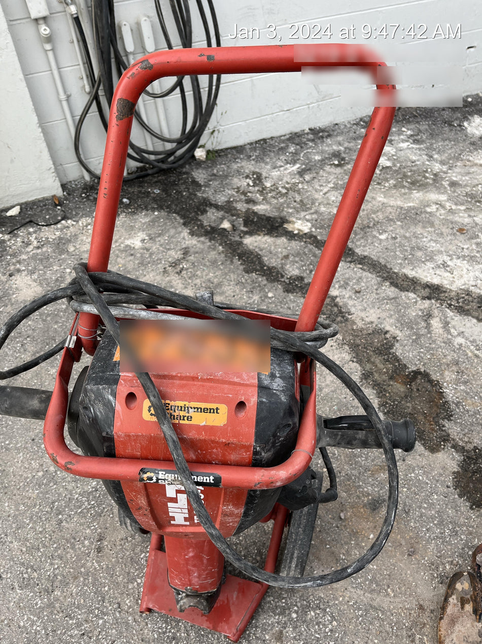 2020 HILTI TE 3000-AVR