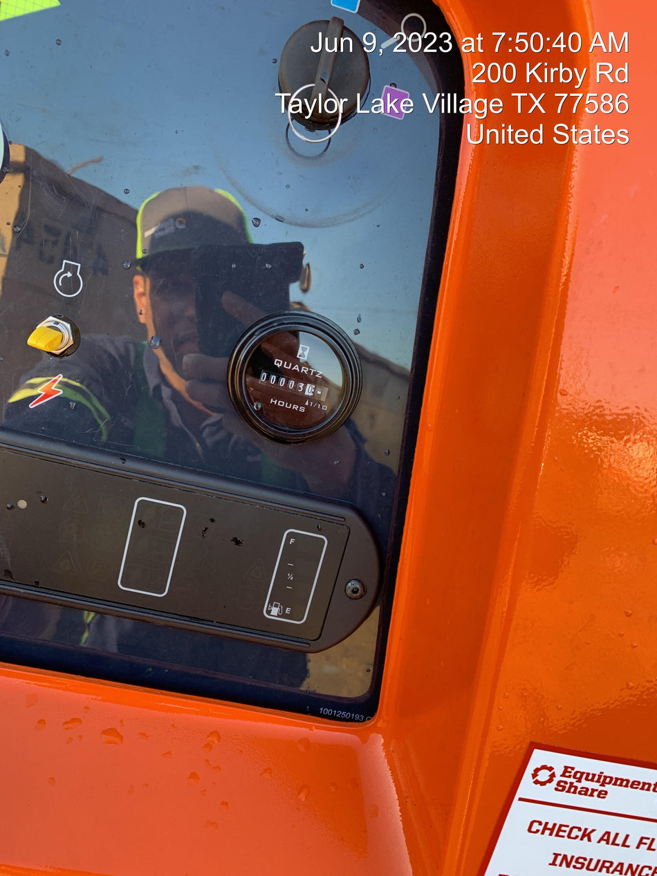 2023 JLG 660SJ