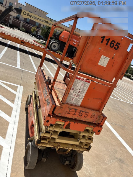 2016 JLG 1930ES