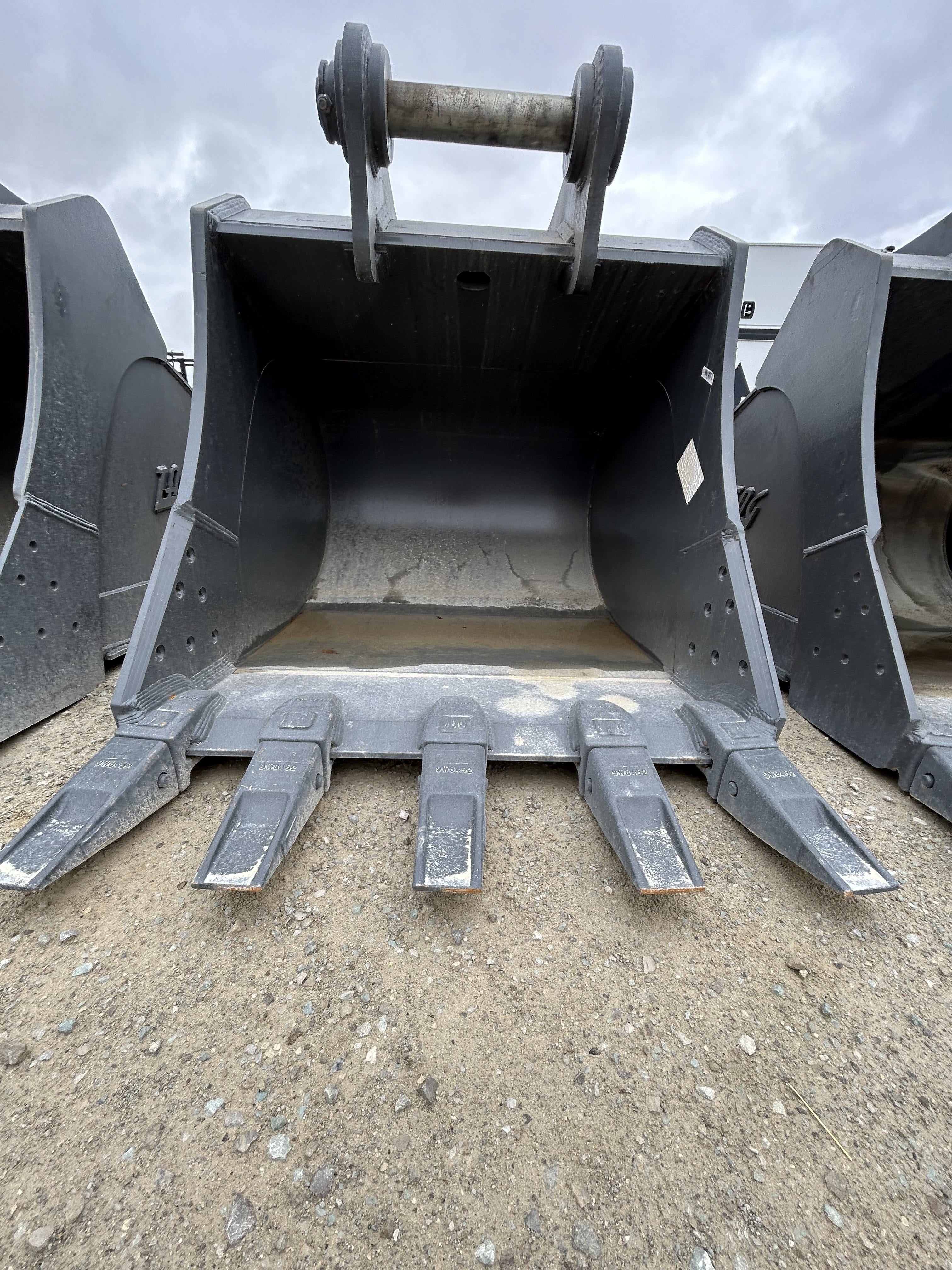 2025 LINK-BELT 54" Bucket - Link Belt