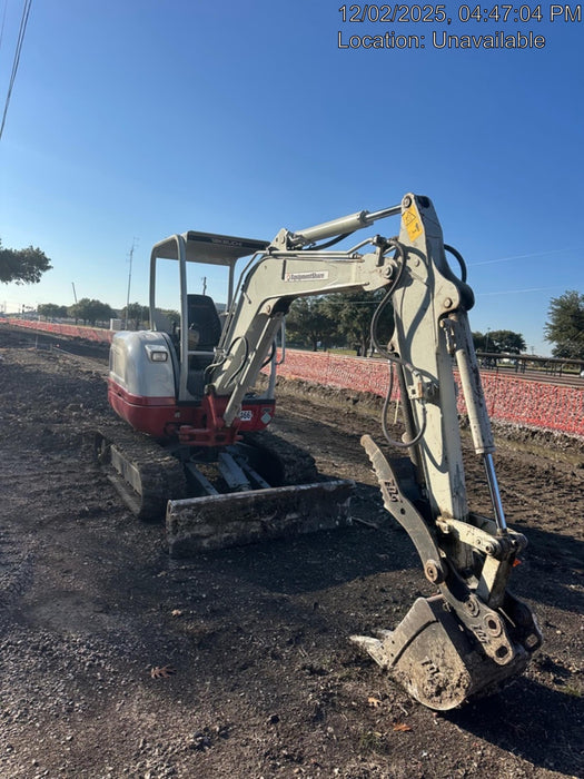 2021 TAKEUCHI TB235-2R