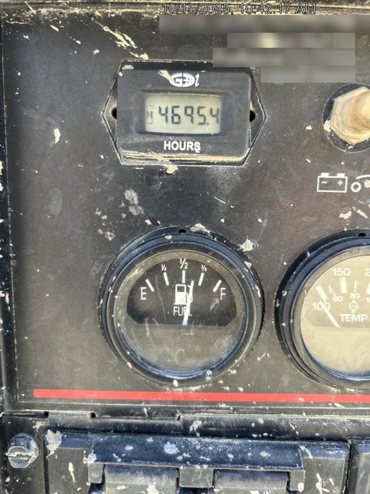 2021 Lincoln Electric Vantage 322 Vantage 322 Ready Pak 3 w/ Decals, ORANGE (includes trailer, cable rack, fender light kit) NO Telematics