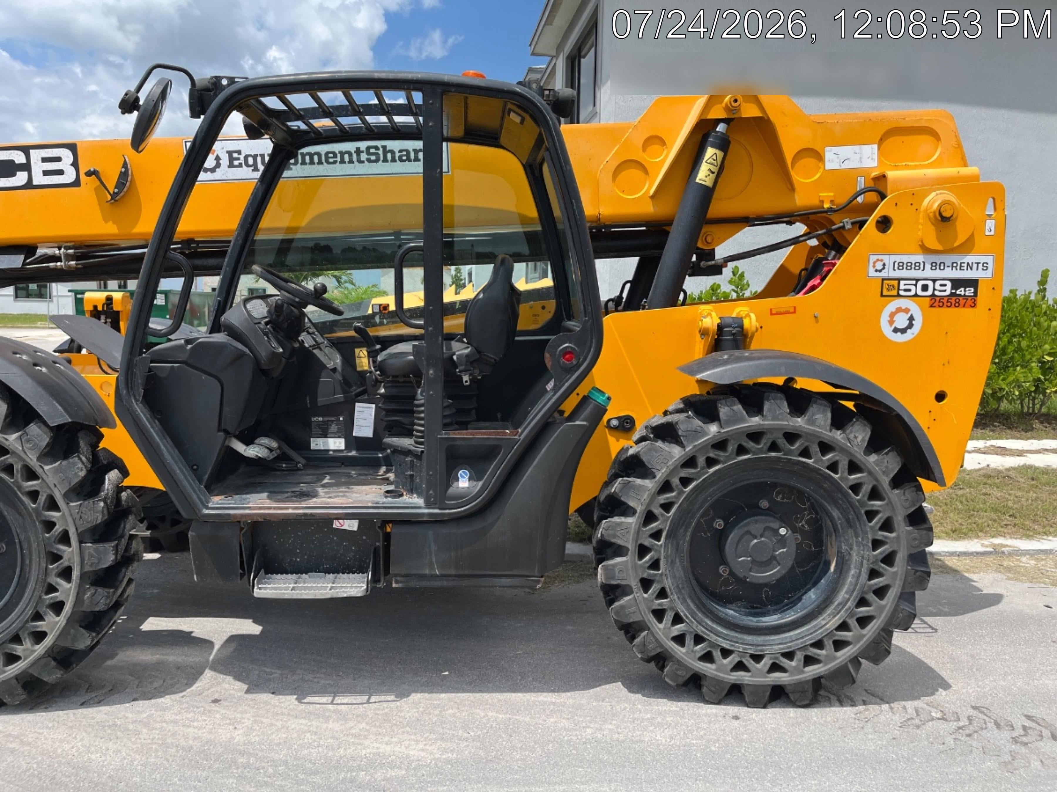 2022 JCB 509-42