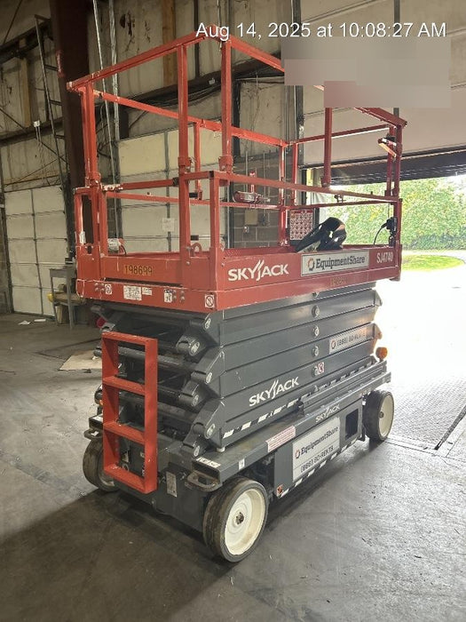 2022 SKYJACK SJ4740