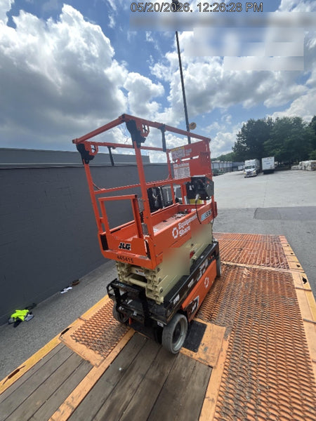 2023 JLG ES1932
