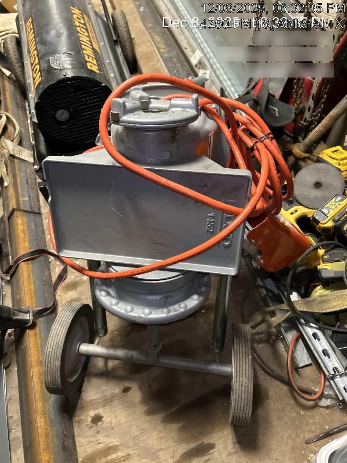 2025 RIDGID 300