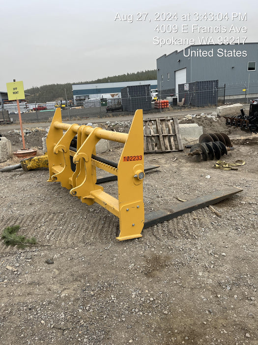 2020 JOHN DEERE 96" Loader Fork Carriage - John Deere