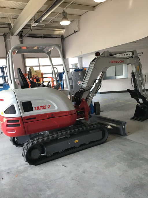 2020 TAKEUCHI TB235-2R