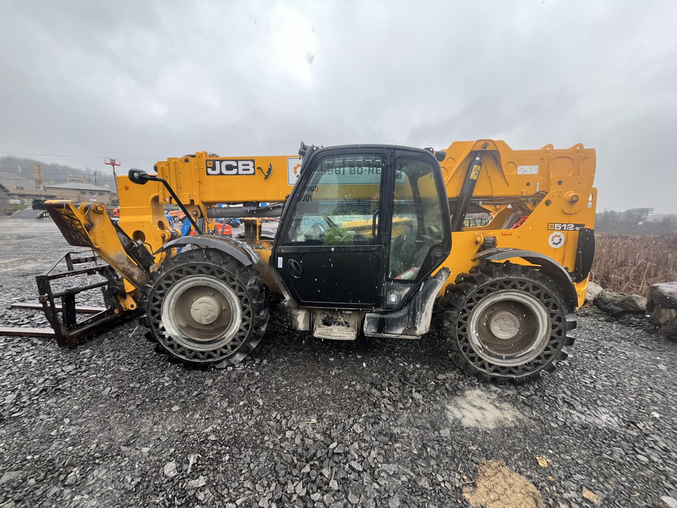 2022 JCB 512-56