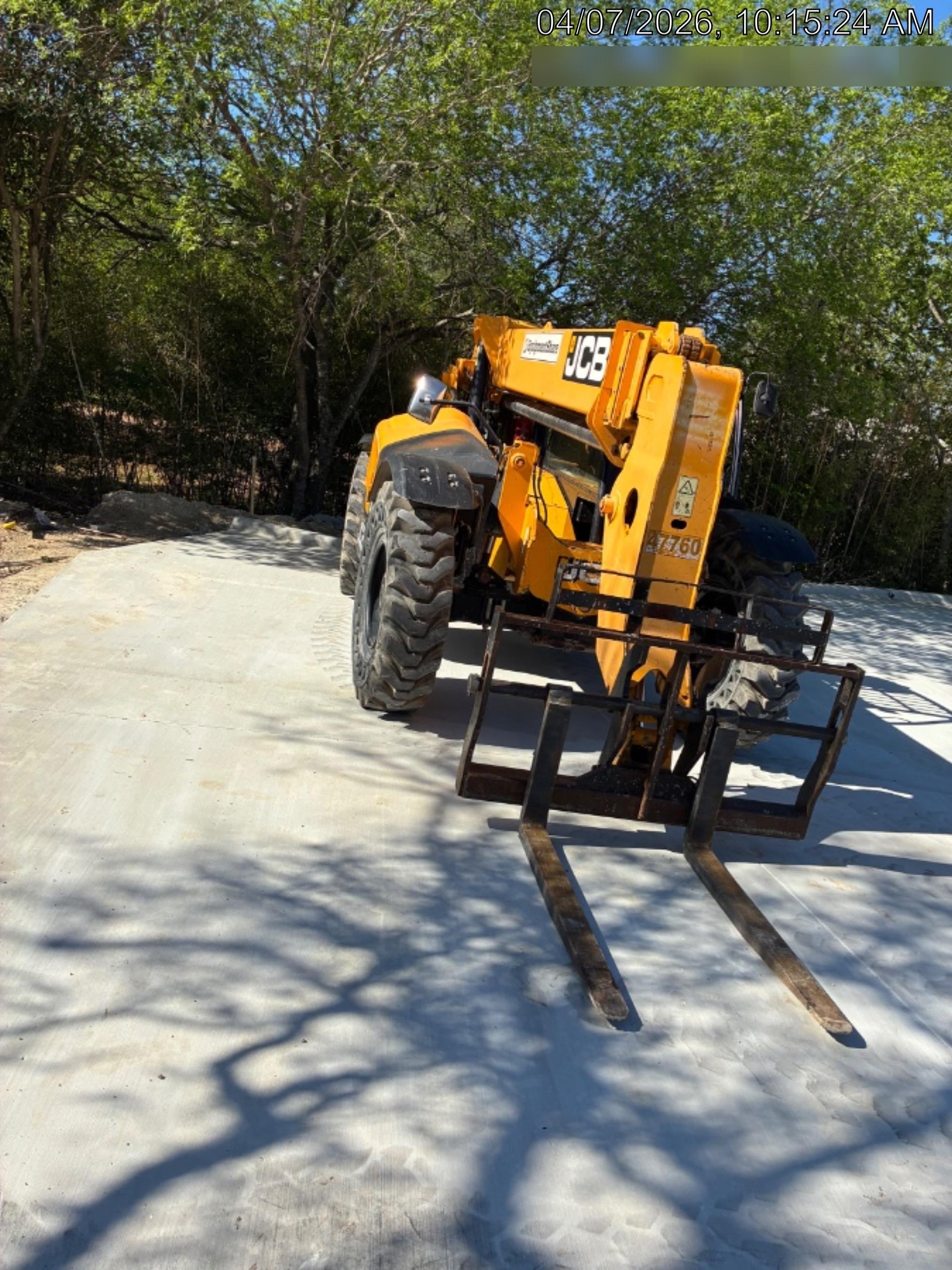 2019 JCB 509-42 74 HP w/Open ROPS, Beacon, Aux Hydraulics, LED Work lights, Solid Tires w/66" Carriage/60" Forks
