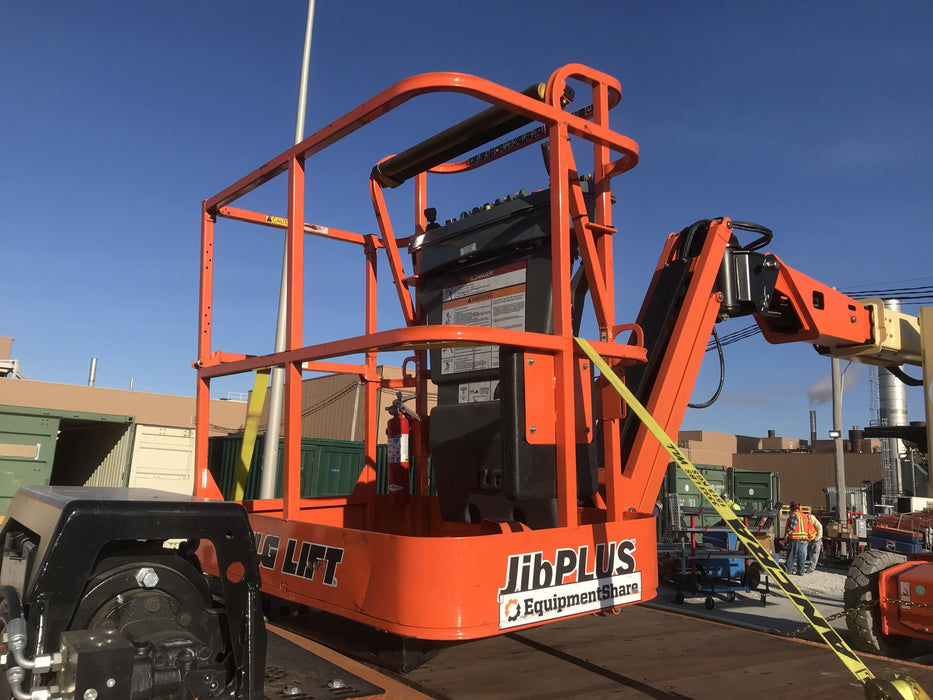 2019 JLG E400AJPN
