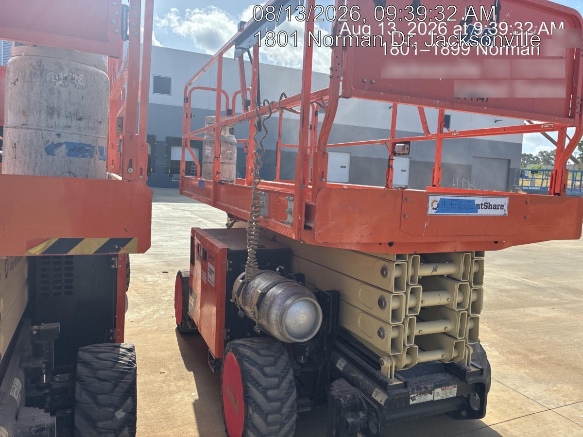2022 JLG RT4069