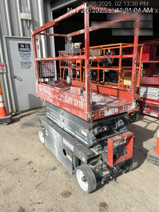 2017 Skyjack SJIII-3219 Skyjack SJ3219, Trojan Battery Set, Extended Warranty 5yr/5k hr