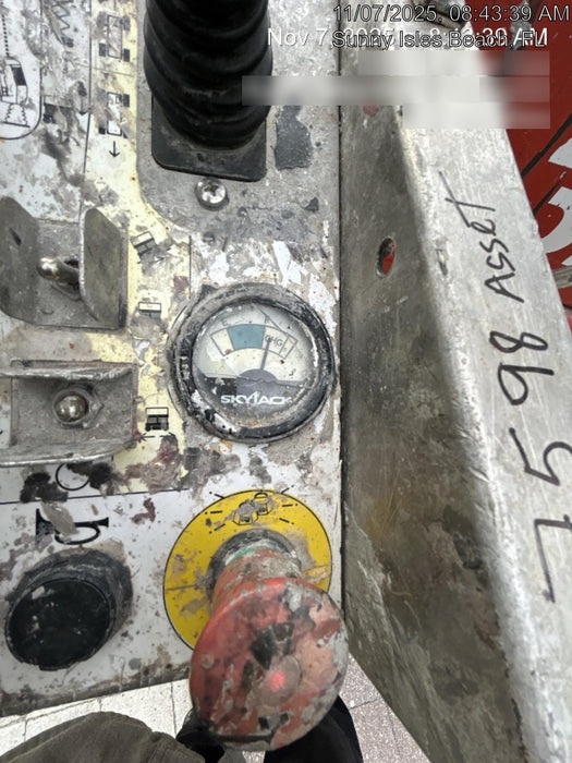 2018 Skyjack SJIII-3219 Skyjack SJIII3219 Scissor Lift w/Trojan Batteries