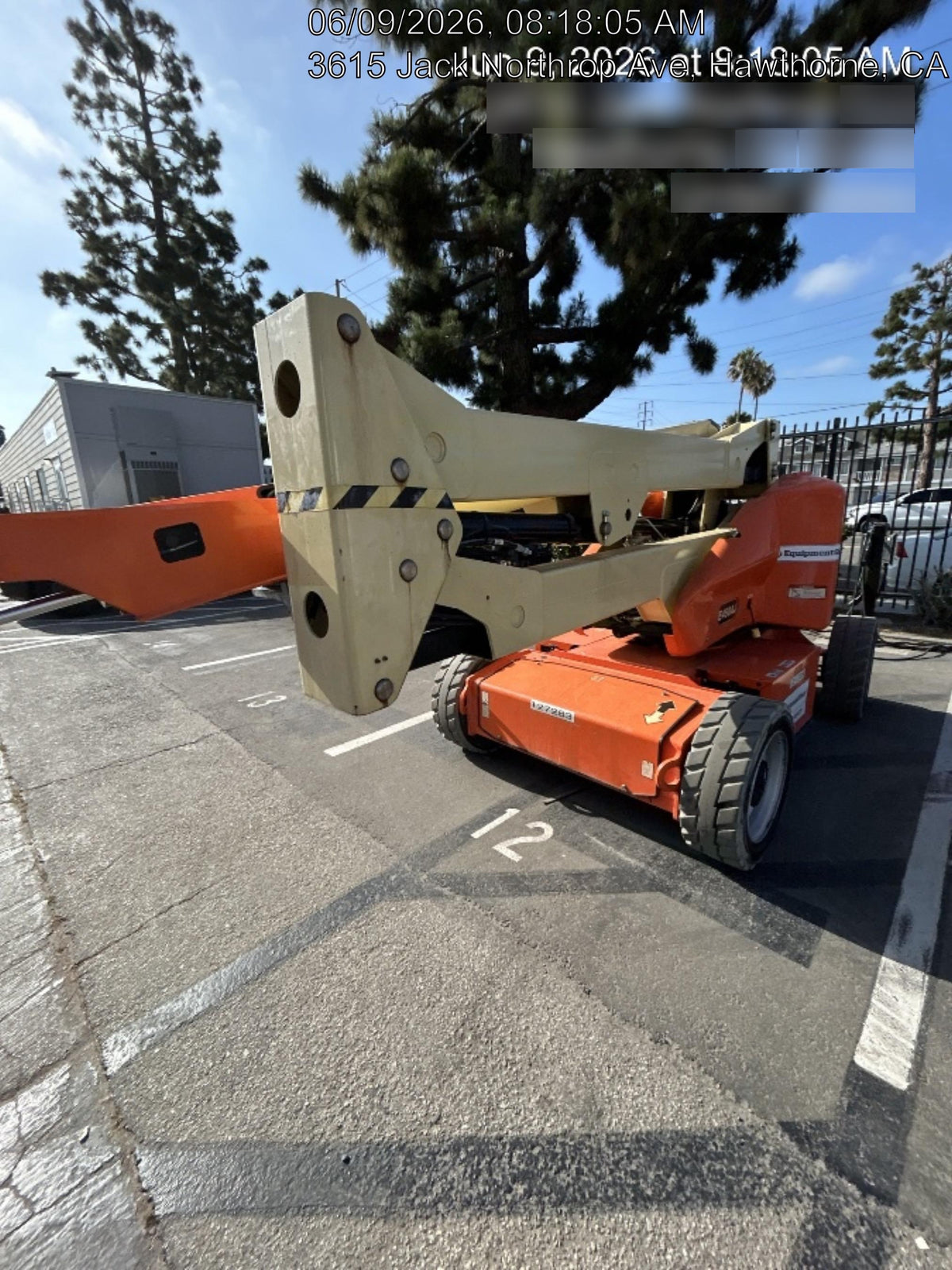 2021 JLG E450AJ