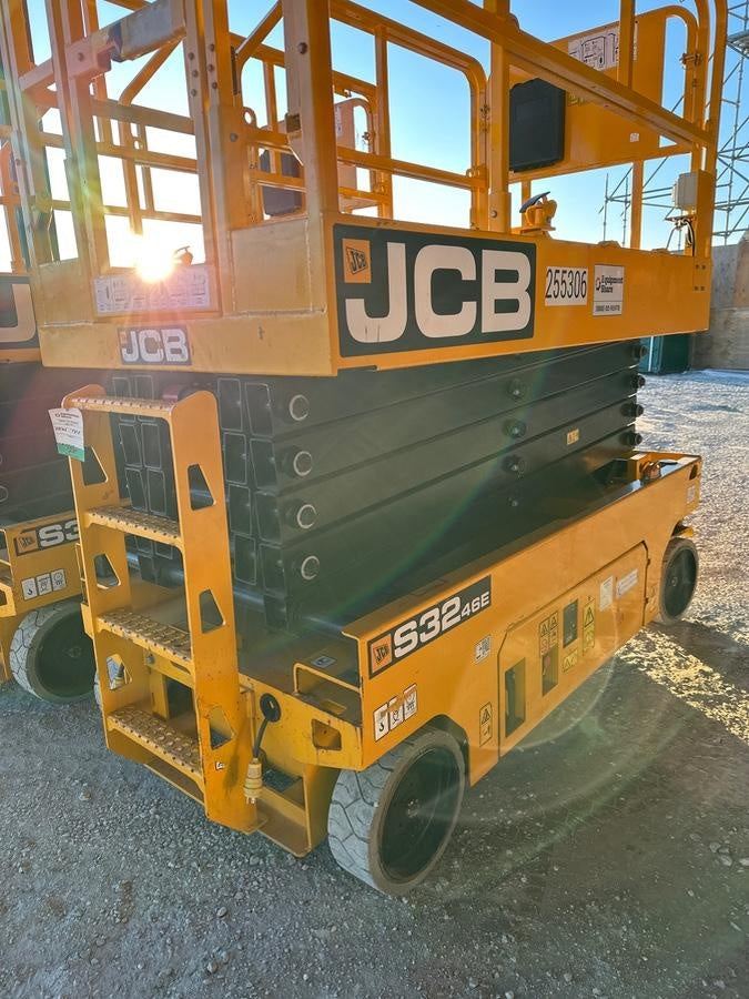 2022 JCB S3246E